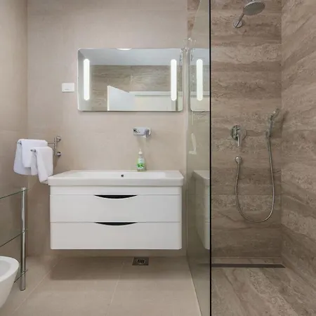 Colonia Comfortable Vila